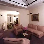 Hotel Moderno