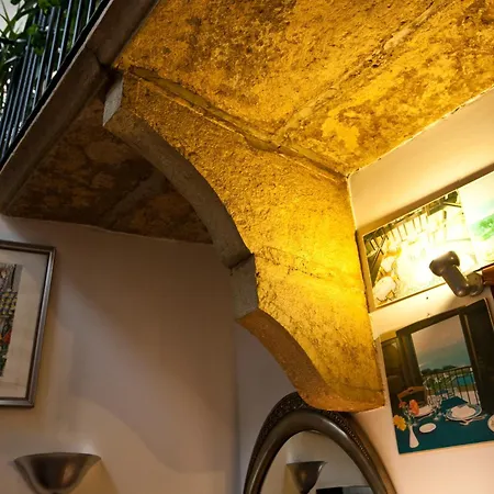 Moderno Szálloda