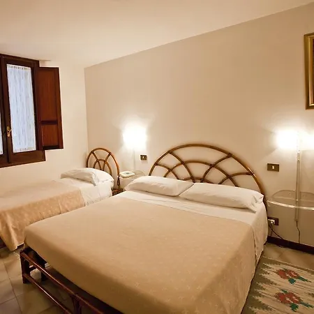 Moderno Hotel