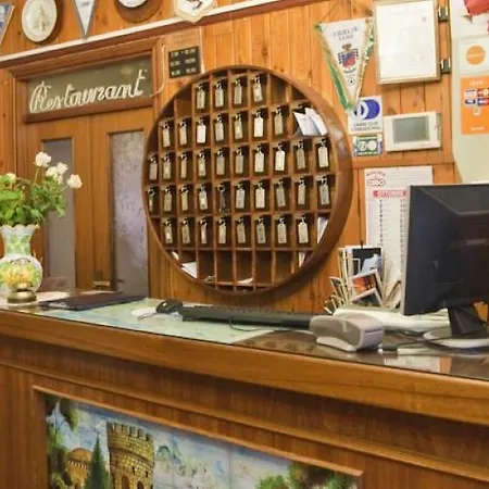 Hotel Moderno